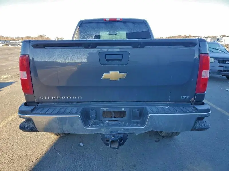 2011 CHEVROLET SILVERADO K2500 HEAVY DUTY LTZ  