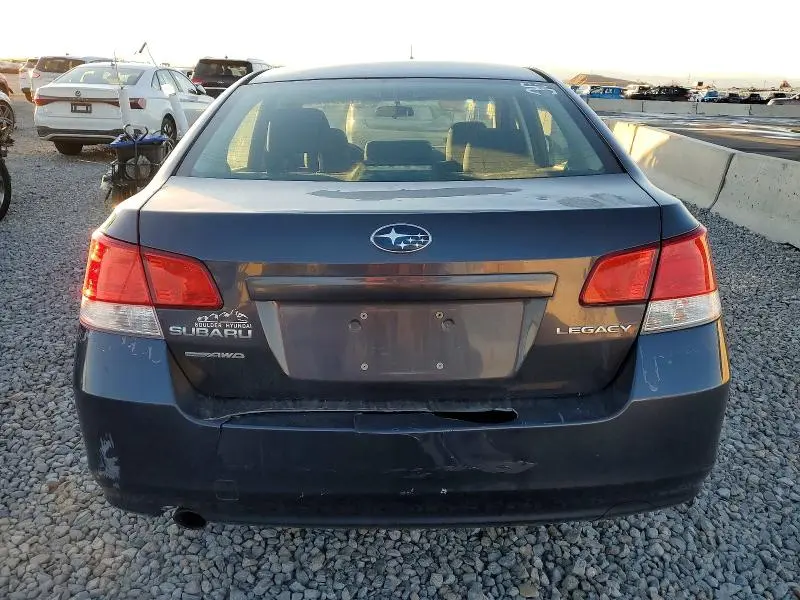 2013 SUBARU LEGACY 2.5I PREMIUM  
