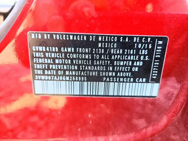 2016 VOLKSWAGEN JETTA SE  