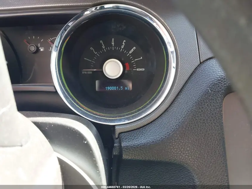 2012 FORD MUSTANG V6
