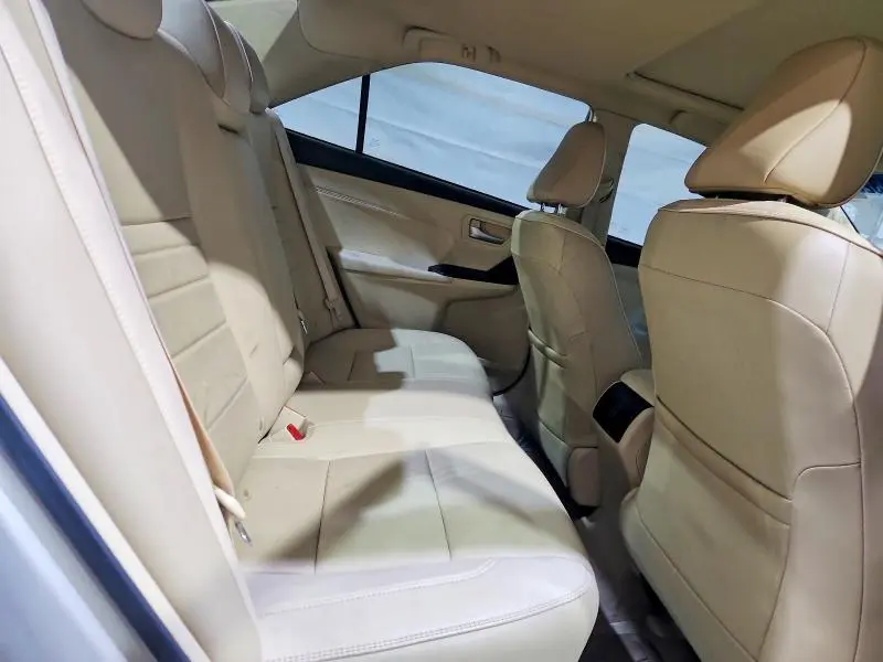 2015 TOYOTA CAMRY XLE  