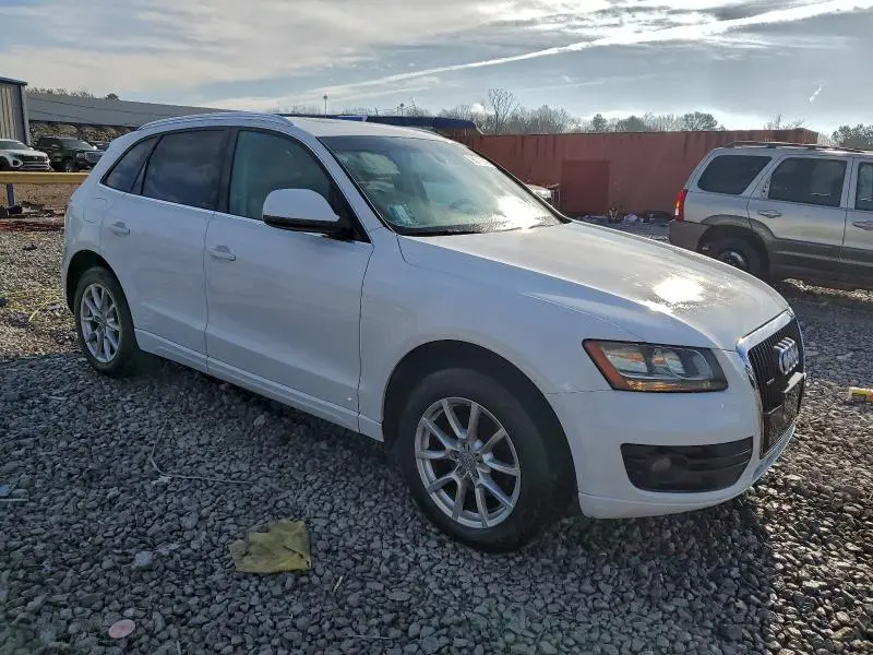 2010 AUDI Q5 PREMIUM  