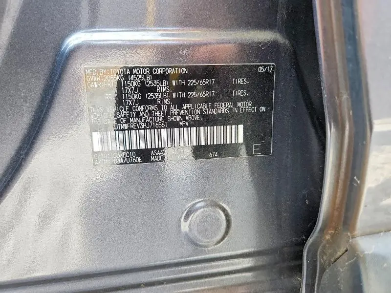 2017 TOYOTA RAV4 XLE  