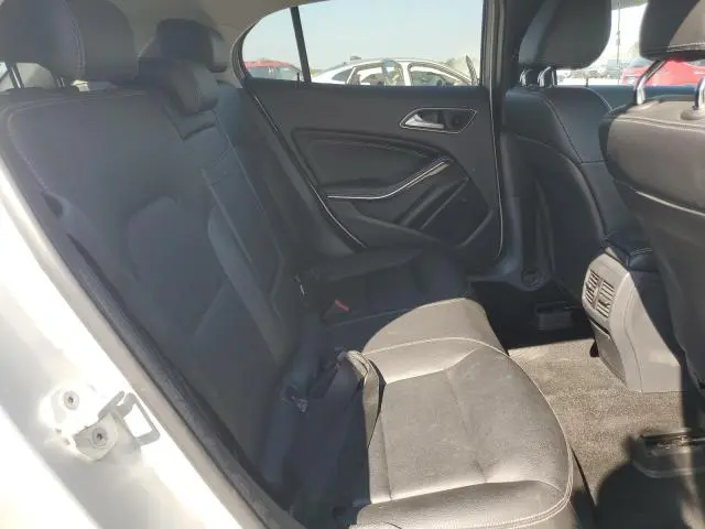 2015 MERCEDES-BENZ GLA 250 4MATIC  