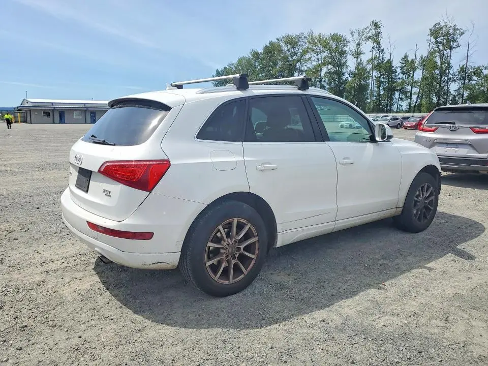 2011 AUDI Q5 PREMIUM  