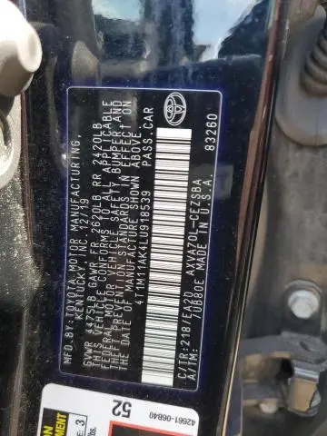 2020 TOYOTA CAMRY SE  