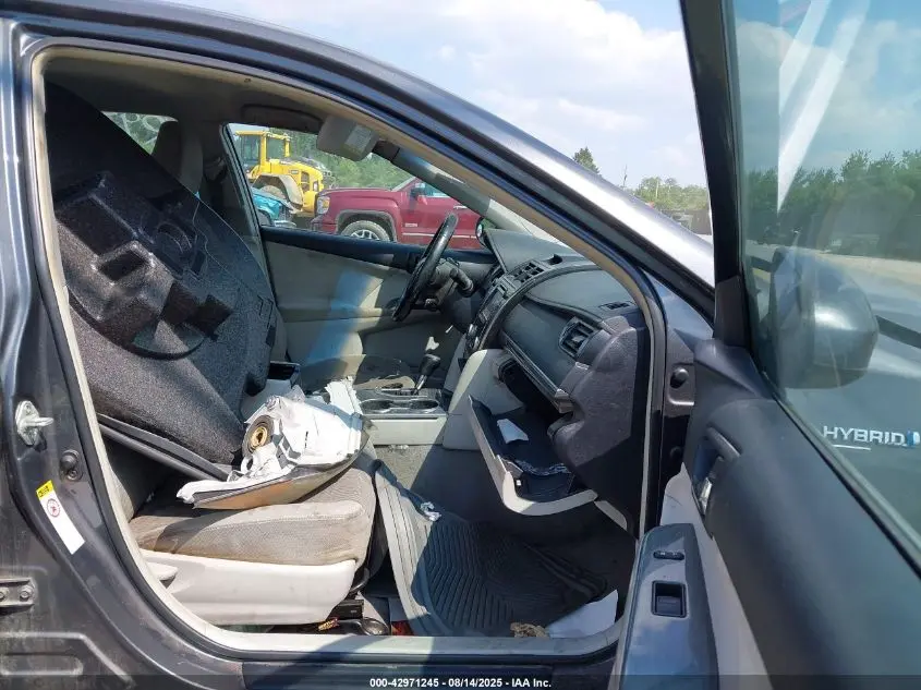 2012 TOYOTA CAMRY HYBRID XLE