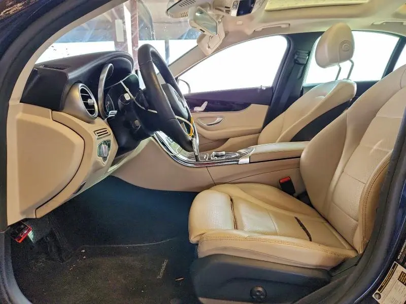 2017 MERCEDES-BENZ C 300  