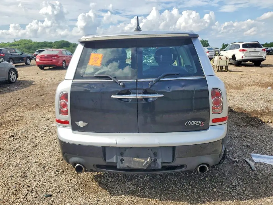 2011 MINI COOPER   