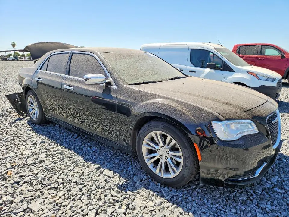2017 CHRYSLER 300C   