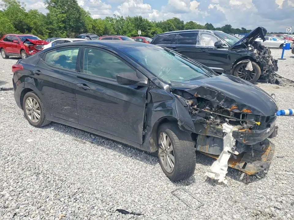 2014 HYUNDAI ELANTRA SE  