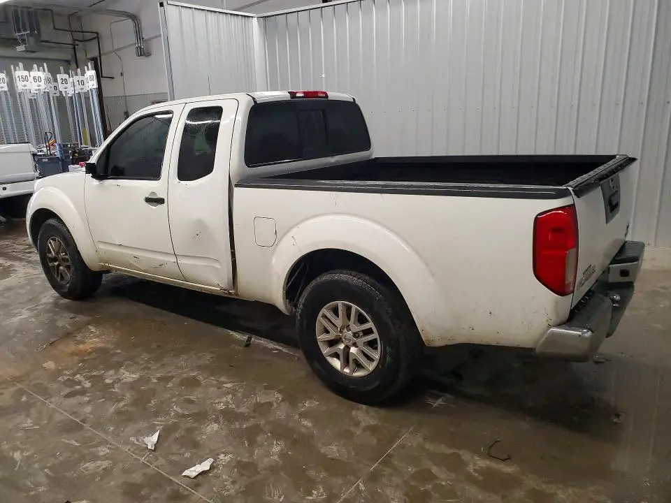 2019 NISSAN FRONTIER SV V6  