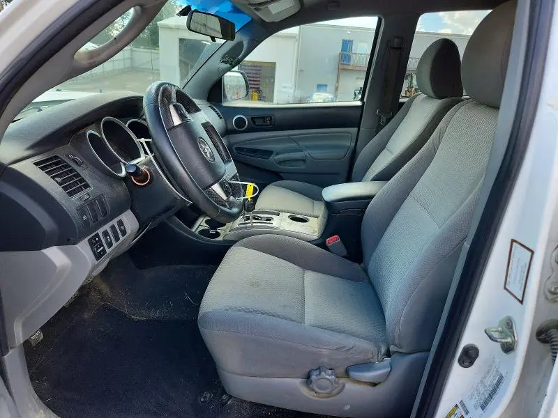 2015 TOYOTA TACOMA V6  
