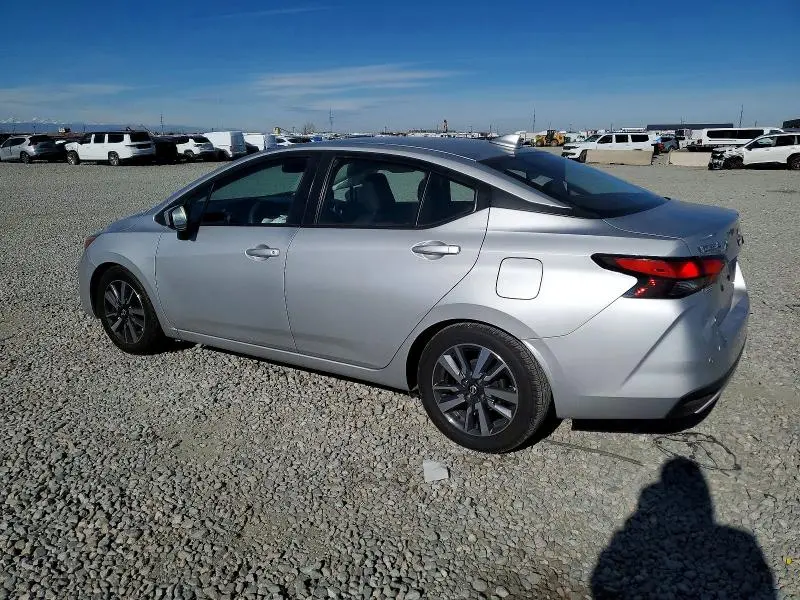 2023 NISSAN VERSA SV  