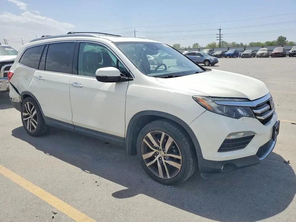 2017 HONDA PILOT ELITE  