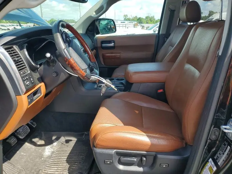 2018 TOYOTA SEQUOIA PLATINUM  