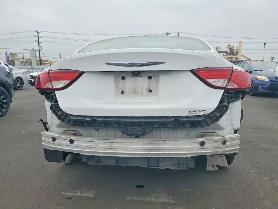 2015 CHRYSLER 200 LIMITED  
