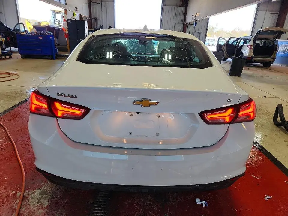 2021 CHEVROLET MALIBU LT  