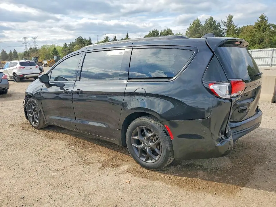 2018 CHRYSLER PACIFICA TOURING L PLUS  