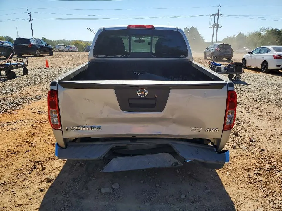 2017 NISSAN FRONTIER SV  