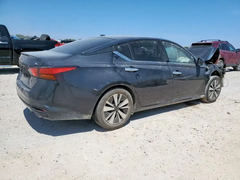 2019 NISSAN ALTIMA SL  