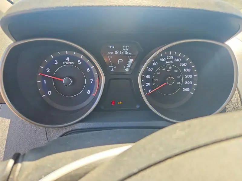 2013 HYUNDAI ELANTRA GLS  