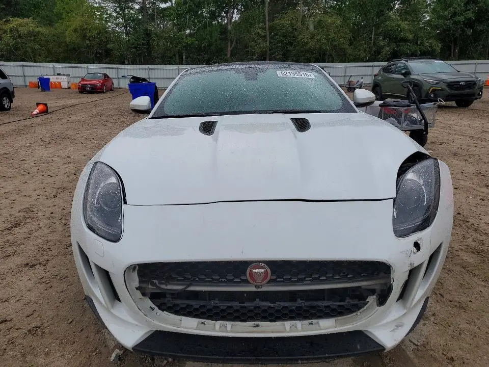 2016 JAGUAR F-TYPE   