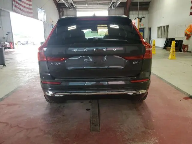 2022 VOLVO XC60 B6 INSCRIPTION  