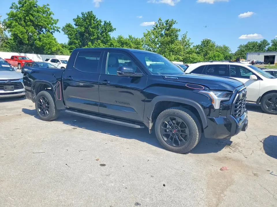 2025 TOYOTA TUNDRA LIMITED HV  