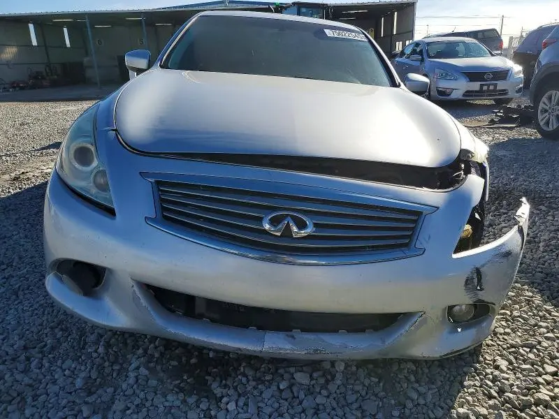 2011 INFINITI G37   
