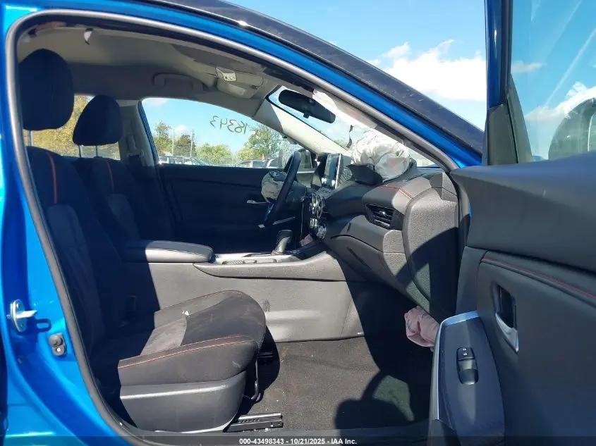 2024 NISSAN SENTRA SR XTRONIC CVT