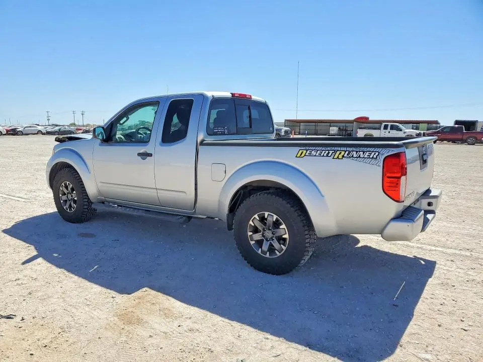 2014 NISSAN FRONTIER SV V6  