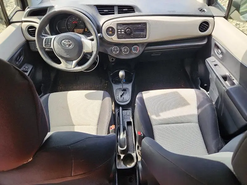 2013 TOYOTA YARIS 5-DOOR LE  