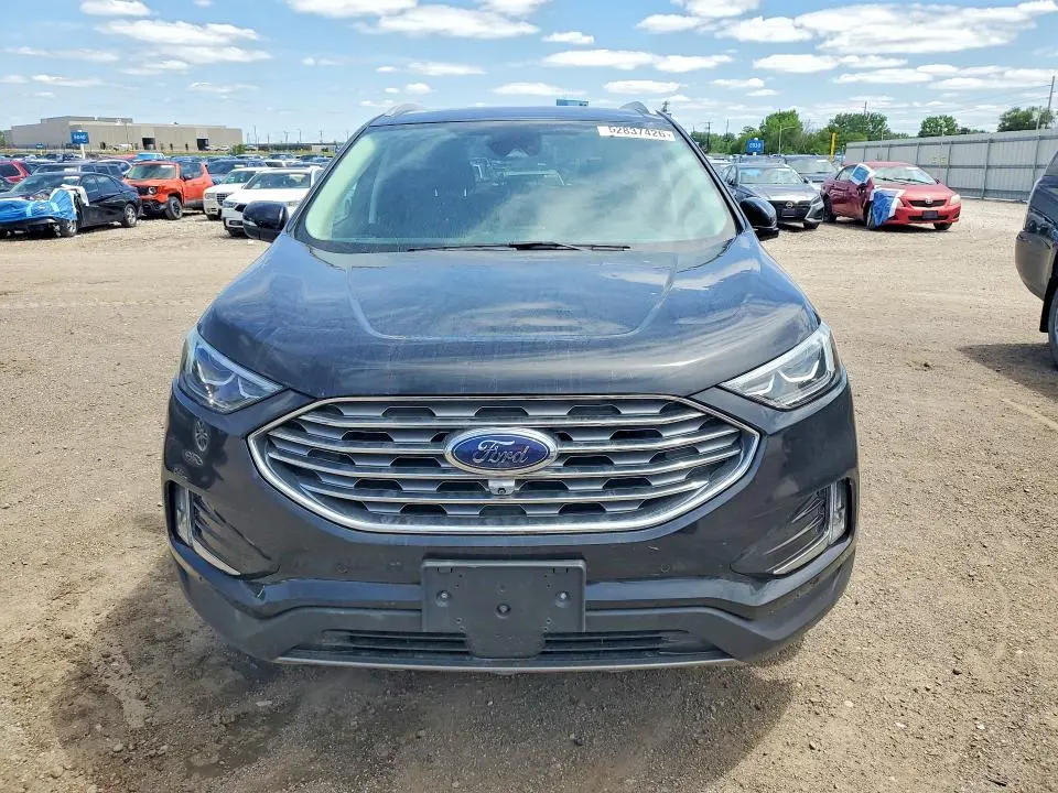 2021 FORD EDGE TITANIUM  