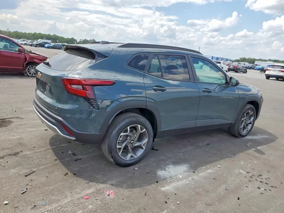 2025 CHEVROLET TRAX 1LT  