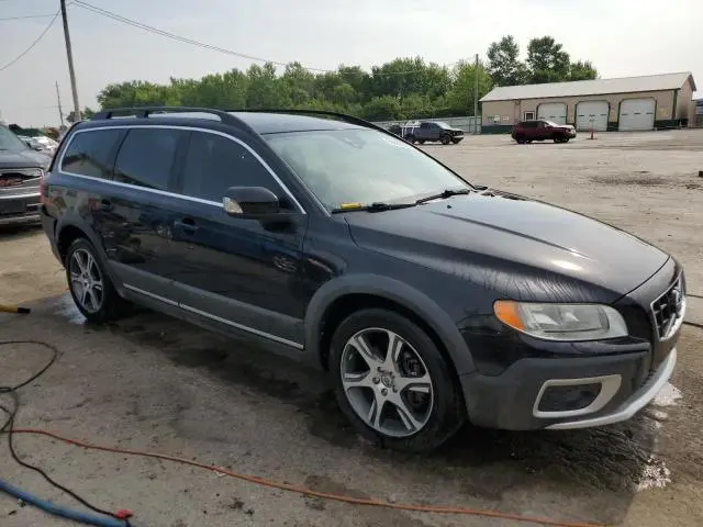2012 VOLVO XC70 T6  