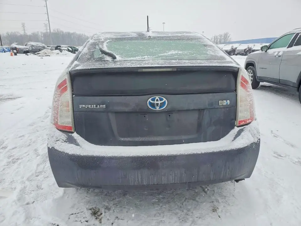 2013 TOYOTA PRIUS   