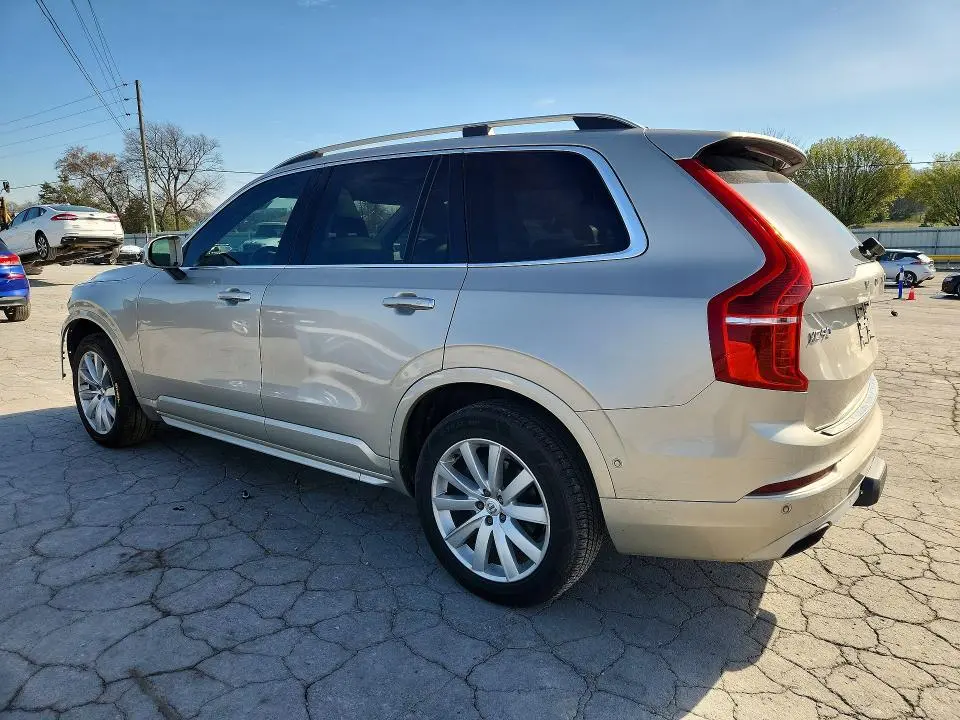 2016 VOLVO XC90 T6  