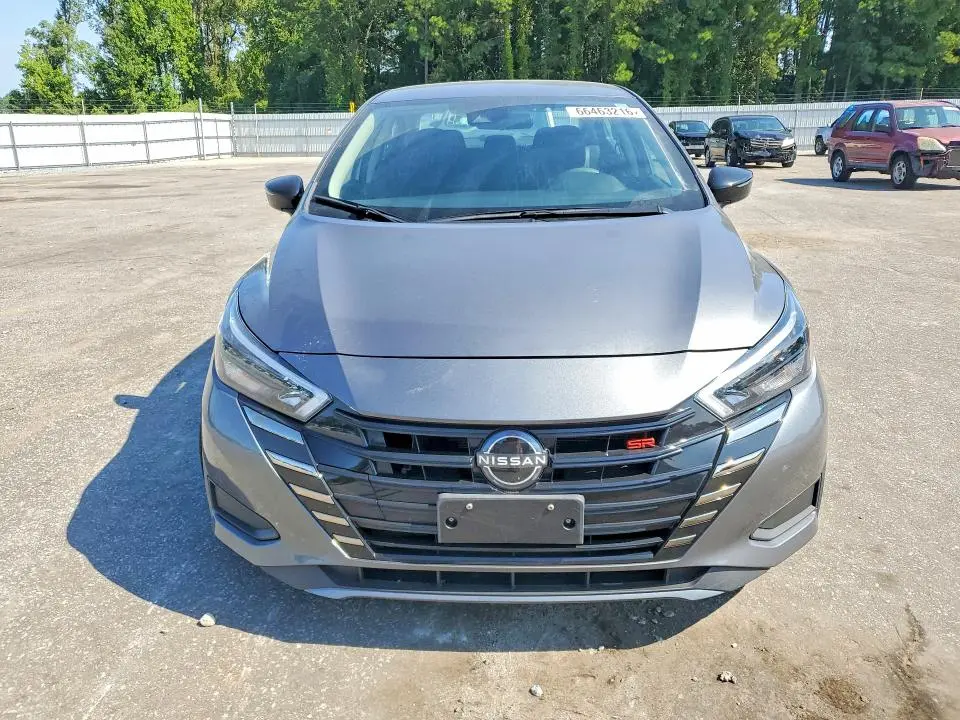 2024 NISSAN VERSA SR  