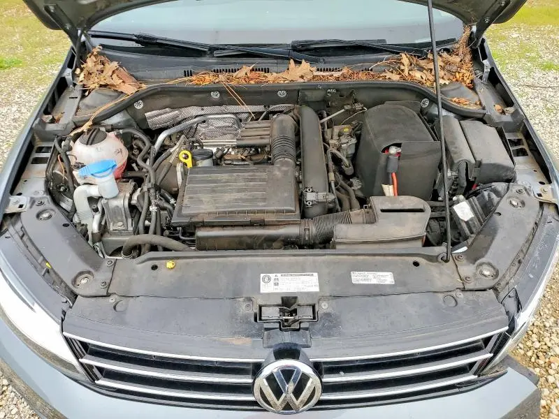 2017 VOLKSWAGEN JETTA SE  