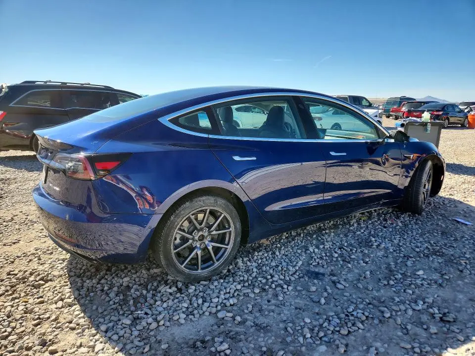 2019 TESLA MODEL 3   