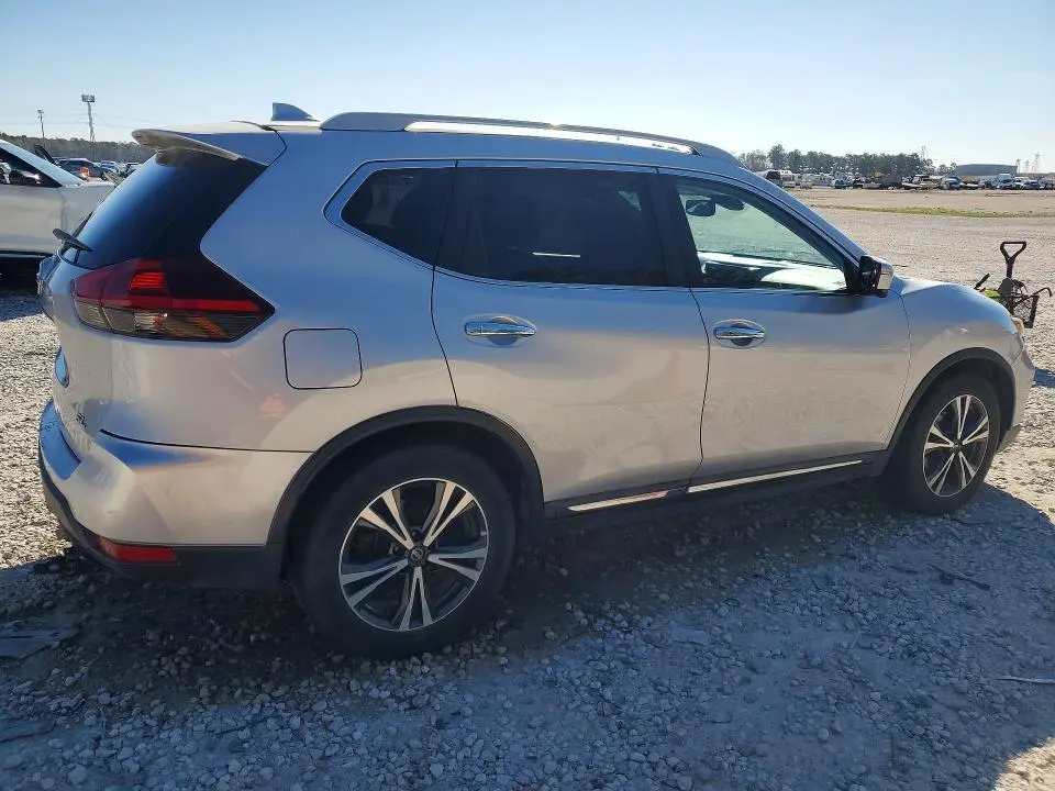 2018 NISSAN ROGUE SL  