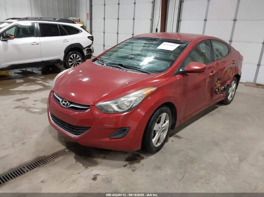 2013 HYUNDAI ELANTRA GLS