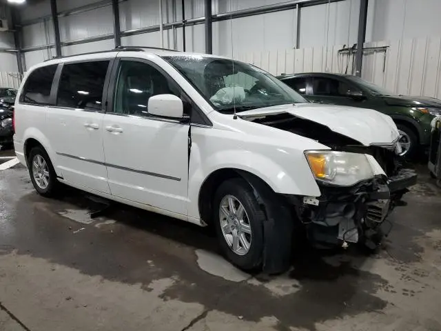 2010 CHRYSLER TOWN & COUNTRY TOURING  