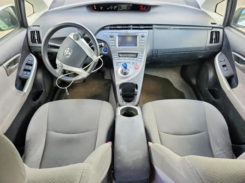 2012 TOYOTA PRIUS ONE  