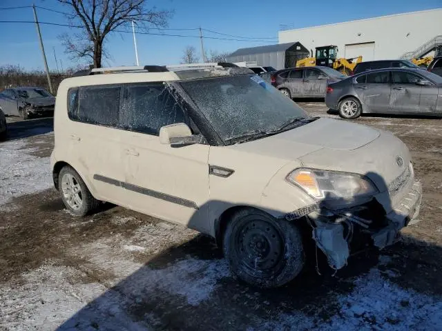 2011 KIA SOUL +  