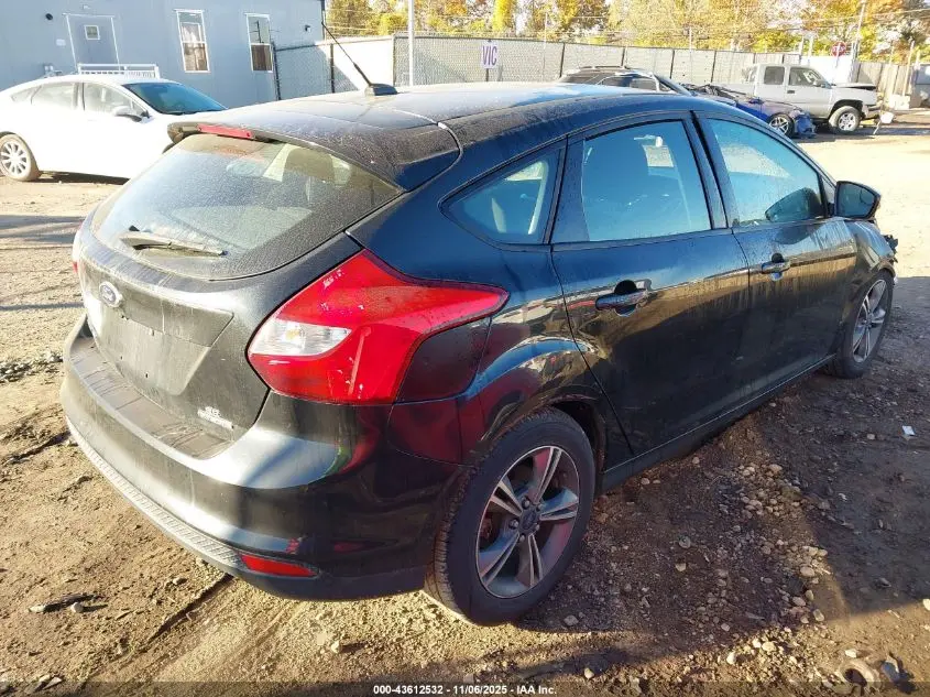 2014 FORD FOCUS SE