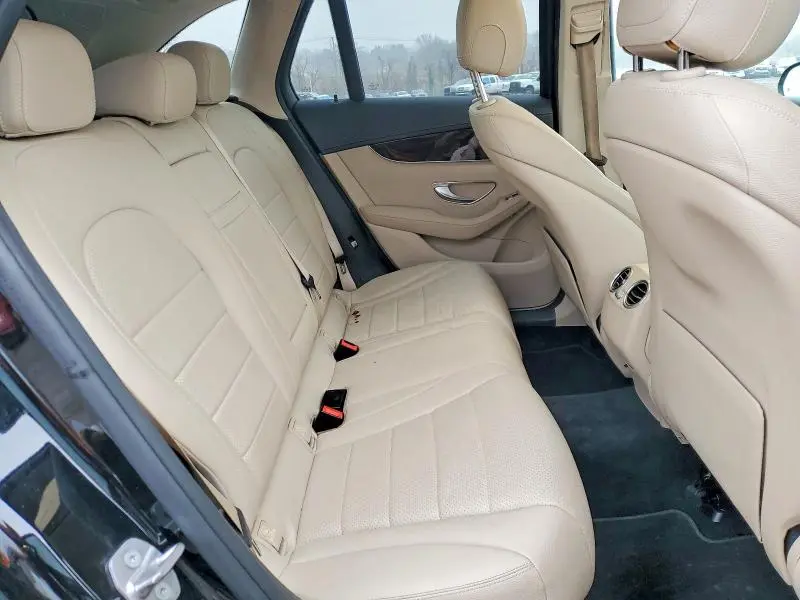 2016 MERCEDES-BENZ GLC 300 4MATIC  