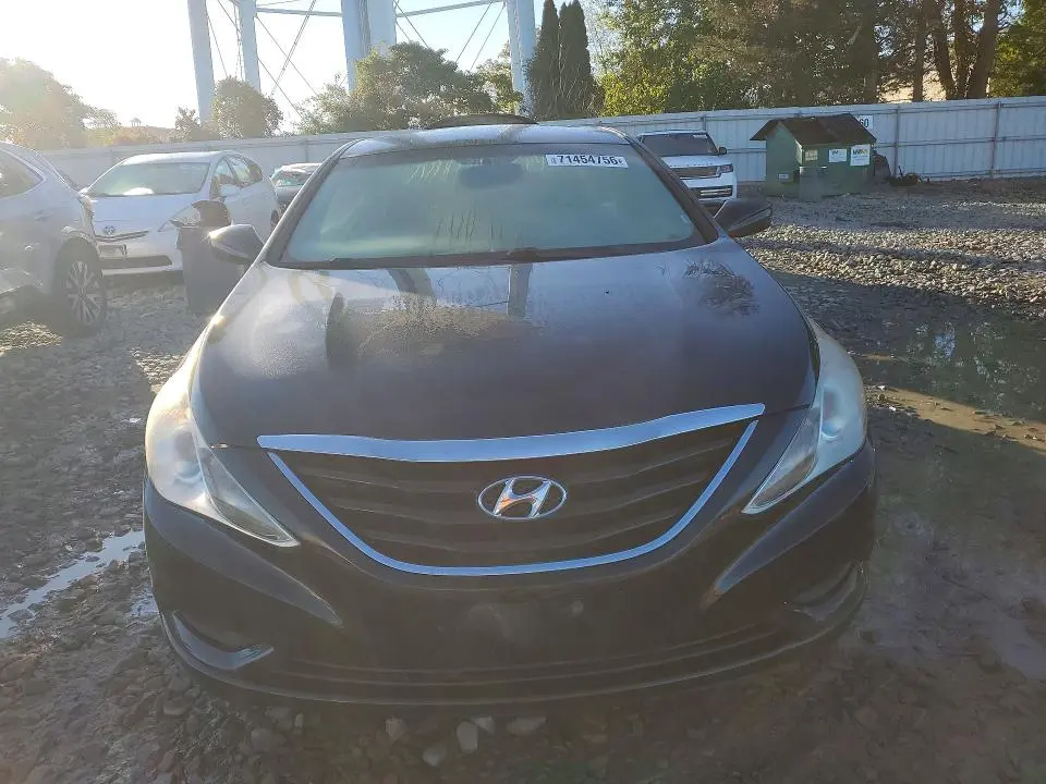 2011 HYUNDAI SONATA GLS  
