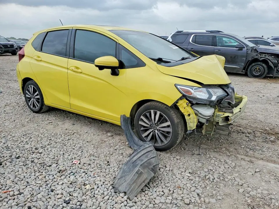 2015 HONDA FIT   